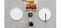 rectangle_placemats_in_white_silver_basketweave